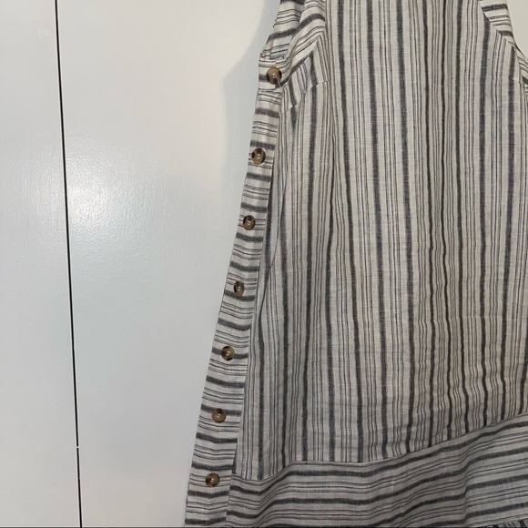 Striped Linen Dress with Buttons on Sides - Picture 3 of 4